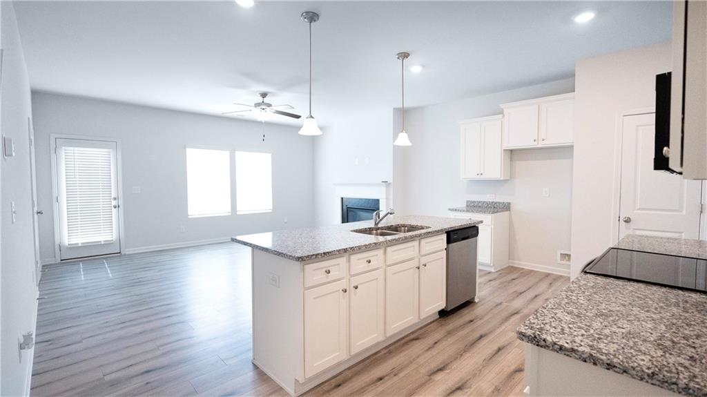 3675 Abbey Way Gainesville, GA 30507 - Photo 7 of 29