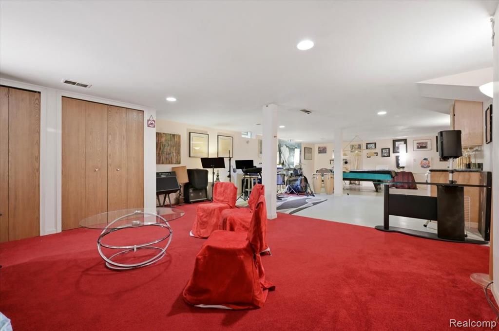 23605 Beech Road Southfield, MI 48033 - Photo 36 of 43