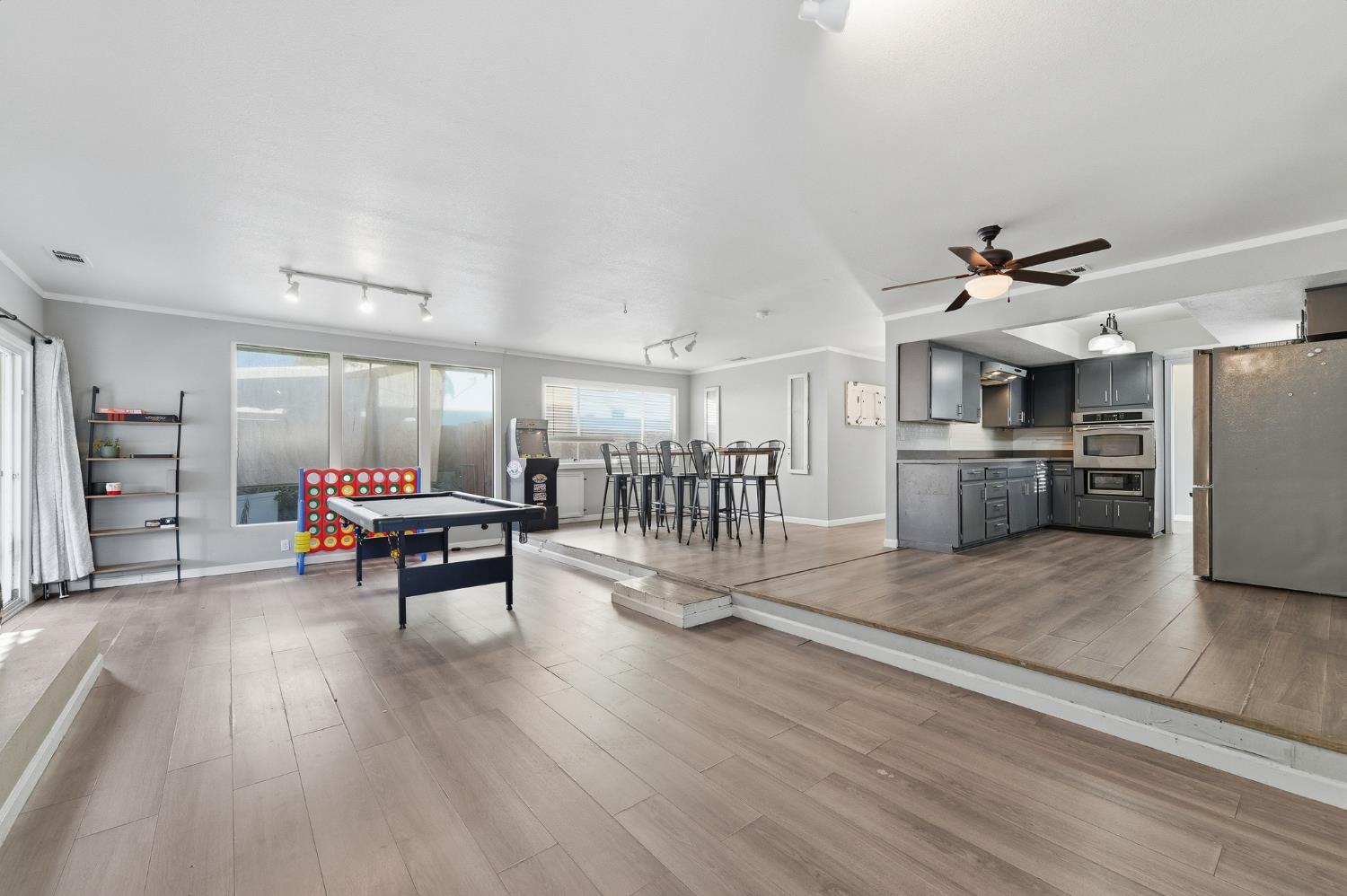 1225 Chehalem Drive Modesto, CA 95350 - Photo 15 of 37