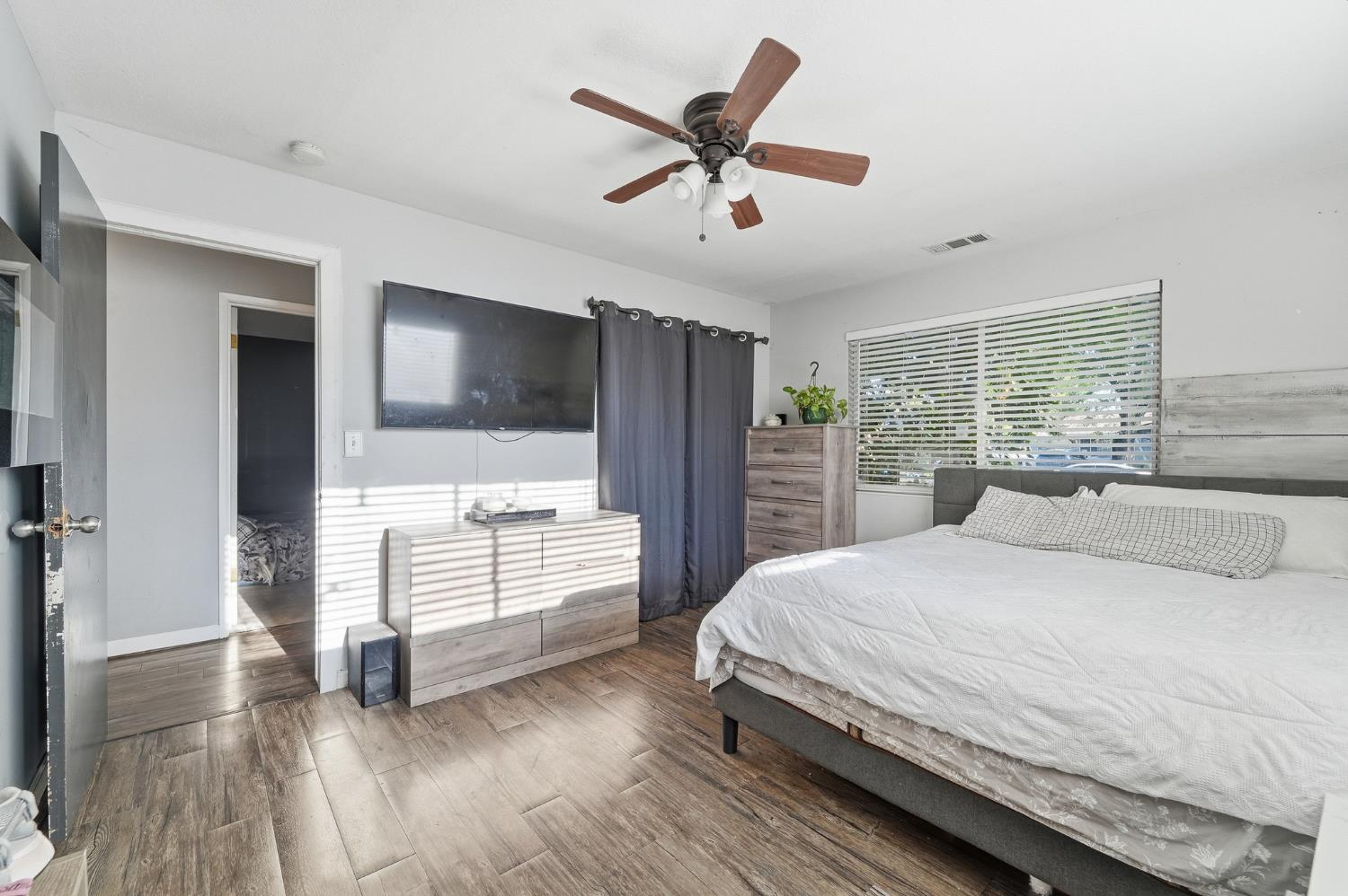 1225 Chehalem Drive Modesto, CA 95350 - Photo 20 of 37