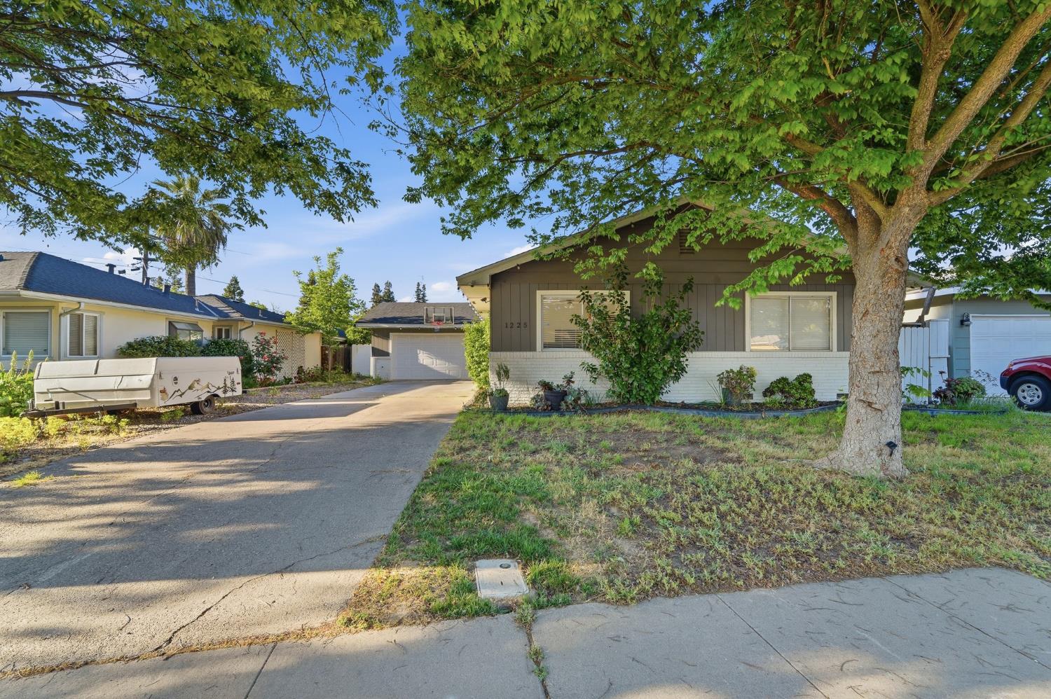 1225 Chehalem Drive Modesto, CA 95350 - Photo 3 of 37