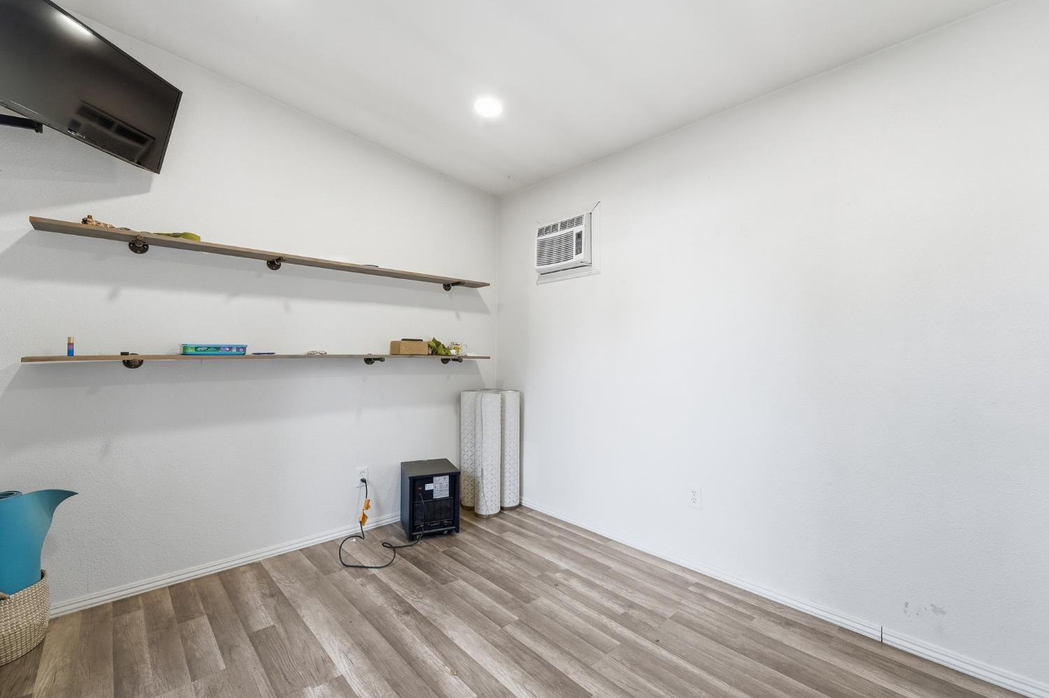 1225 Chehalem Drive Modesto, CA 95350 - Photo 33 of 37