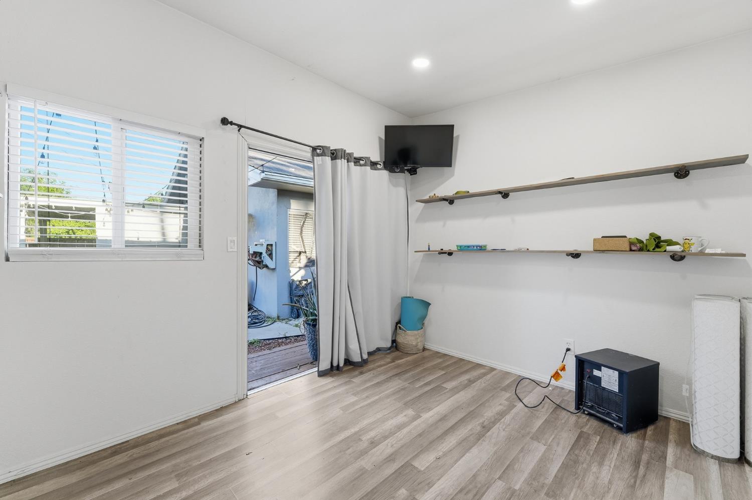 1225 Chehalem Drive Modesto, CA 95350 - Photo 34 of 37