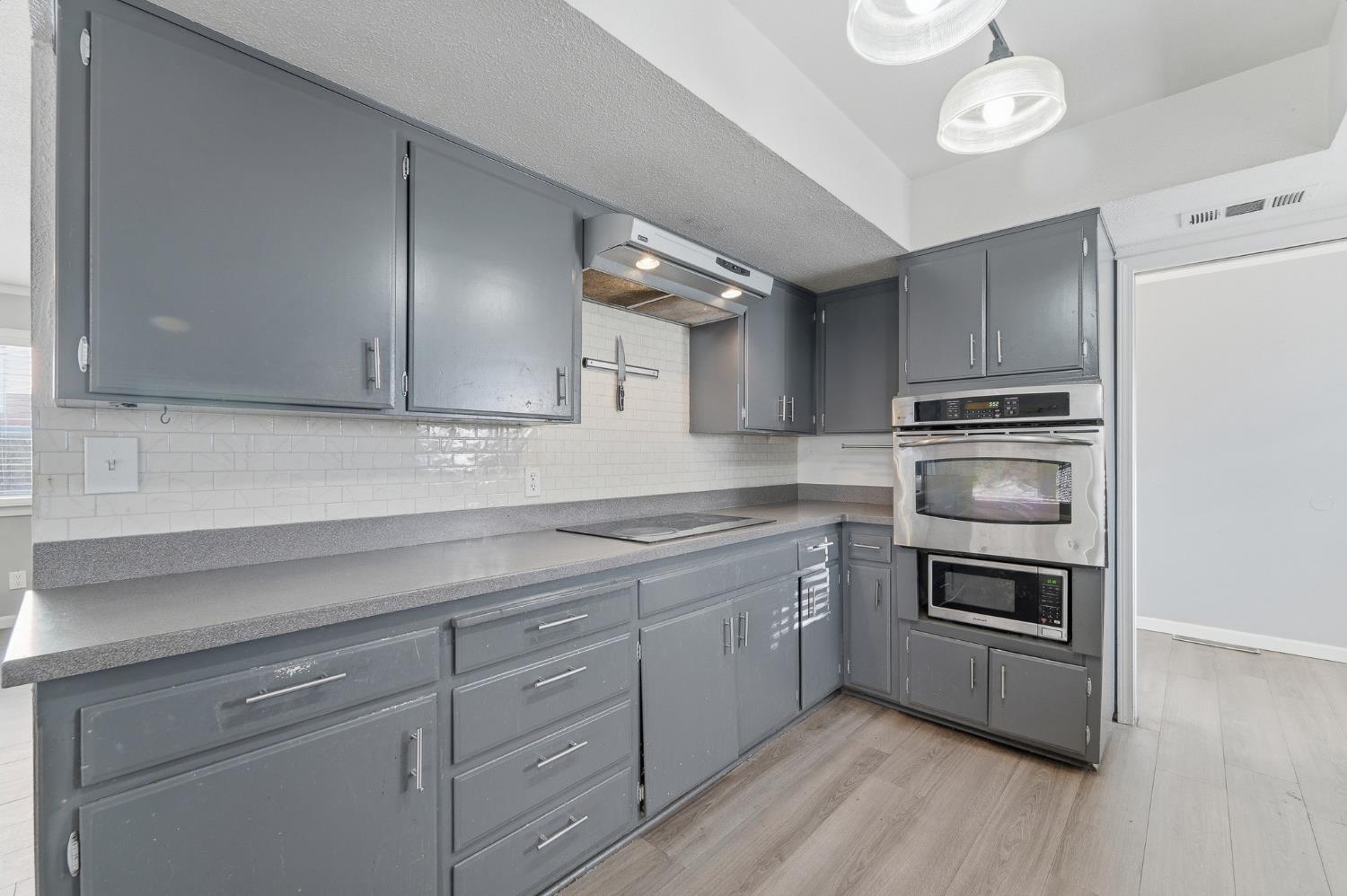 1225 Chehalem Drive Modesto, CA 95350 - Photo 10 of 37