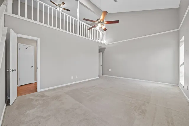 $290,000 | 5711 Lorinowoods Drive, Houston, TX 77066