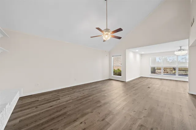 $290,000 | 5711 Lorinowoods Drive, Houston, TX 77066