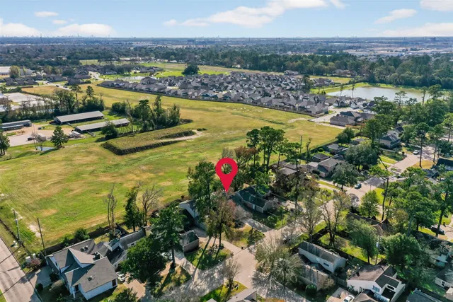 $290,000 | 5711 Lorinowoods Drive, Houston, TX 77066