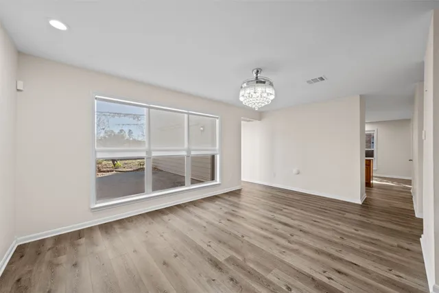 $290,000 | 5711 Lorinowoods Drive, Houston, TX 77066