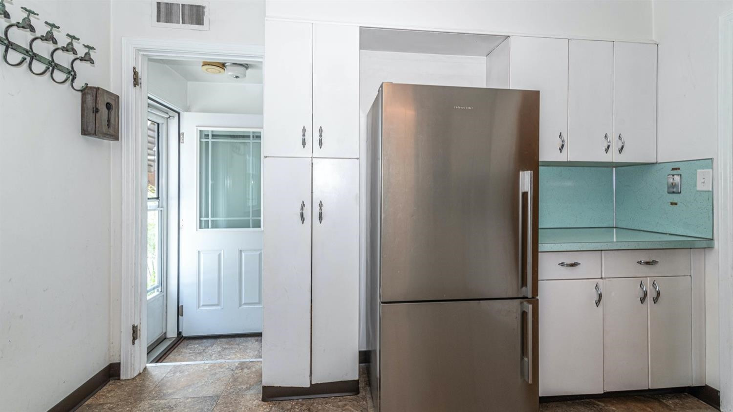1611 Cherokee Road Ann Arbor, MI 48104 - Photo 24 of 42 Photo 24