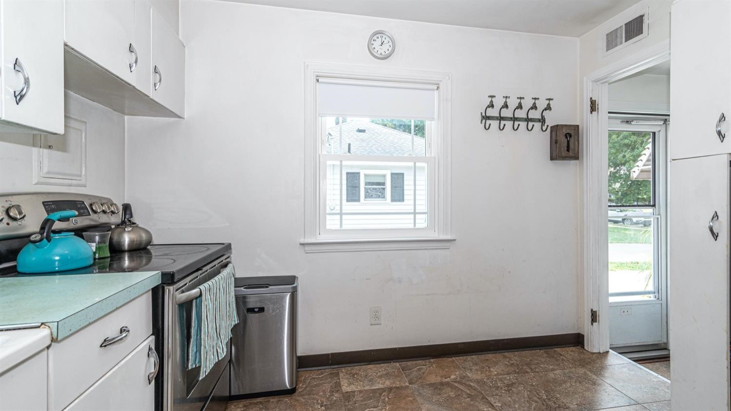 1611 Cherokee Road Ann Arbor, MI 48104 - Photo 26 of 42 Photo 26