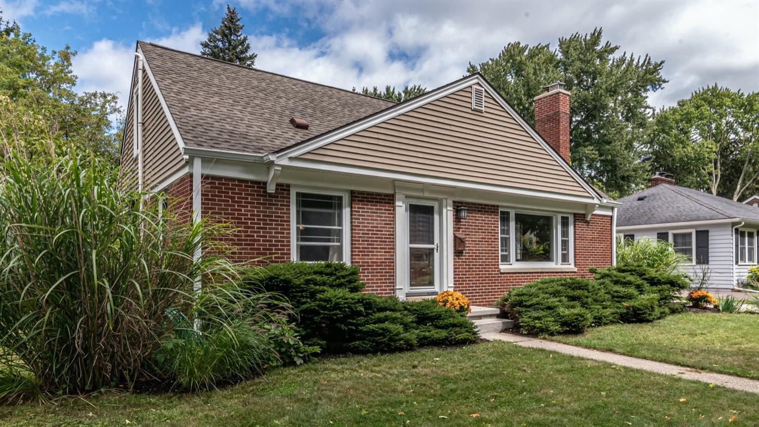 1611 Cherokee Road Ann Arbor, MI 48104 - Photo 4 of 42 Photo 4