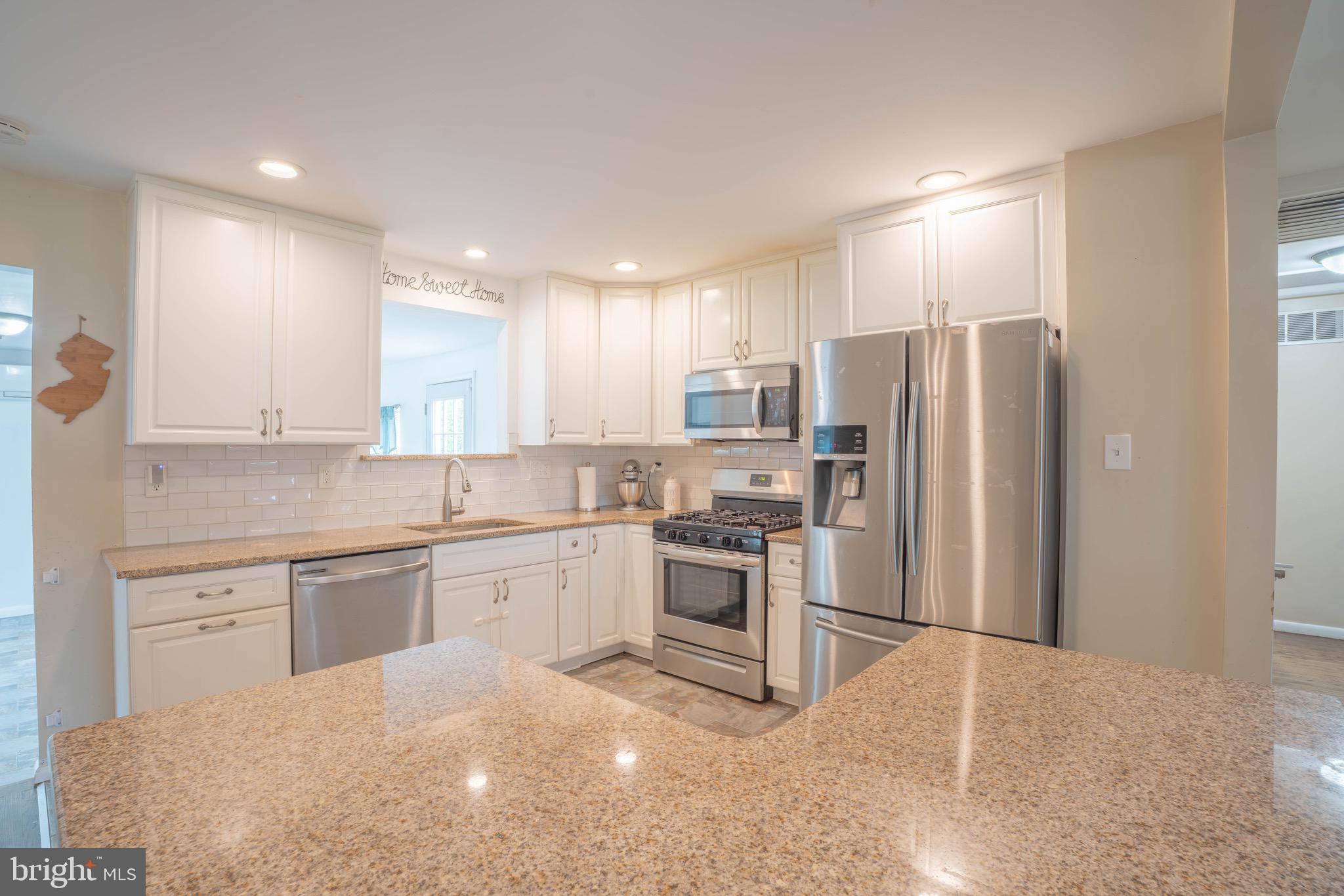 23 Springlane Drive Blackwood, NJ 08012 - Photo 7 of 39