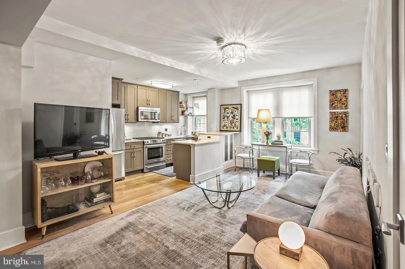 1910 Kalorama Road Northwest, Unit 202 Washington, DC 20009 - Photo 3 of 26 Gallery Image 3