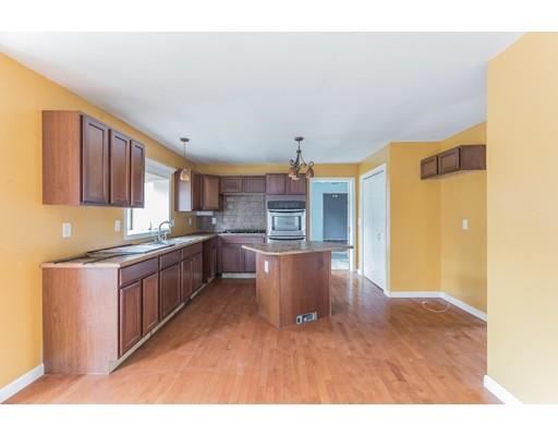 2811 Providence Road Northbridge, MA 01534 - Photo 17 of 25 Gallery Image 17