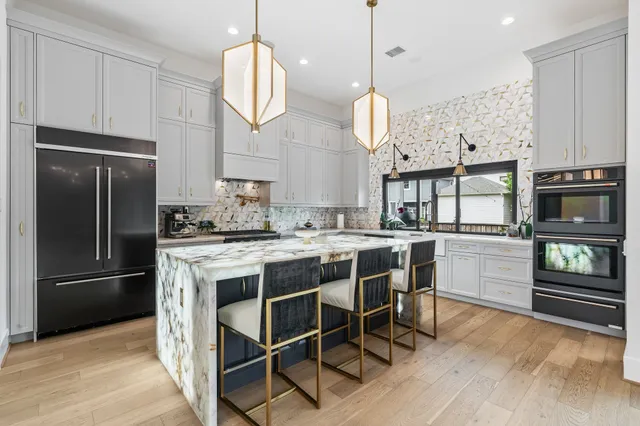 $12,500 | 1011 Wynnwood Lane, Houston, TX 77008