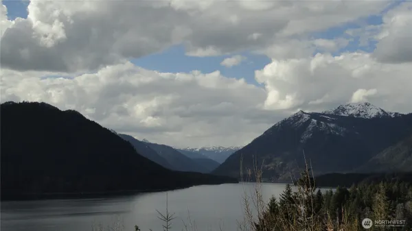 $349,000 | 90 East Hamma Hamma Drive, Hoodsport, WA 98548