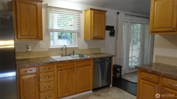 $349,000 | 90 East Hamma Hamma Drive, Hoodsport, WA 98548