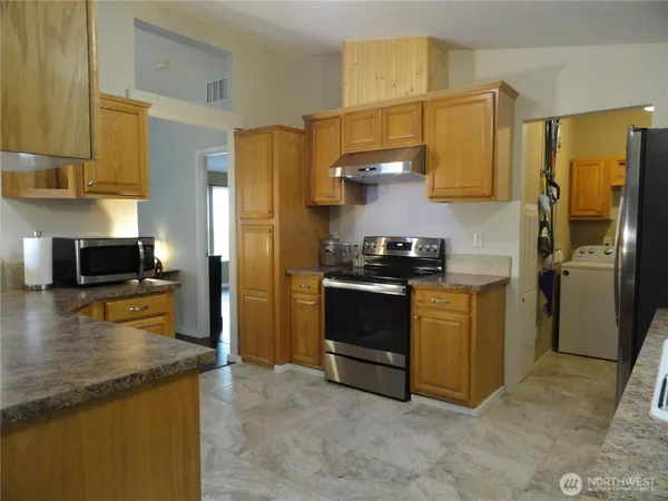 $349,000 | 90 East Hamma Hamma Drive, Hoodsport, WA 98548