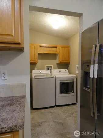 $349,000 | 90 East Hamma Hamma Drive, Hoodsport, WA 98548