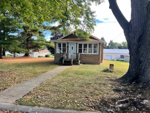 $85,000 | 913 South 15th Avenue, Freeport, IL 61032
