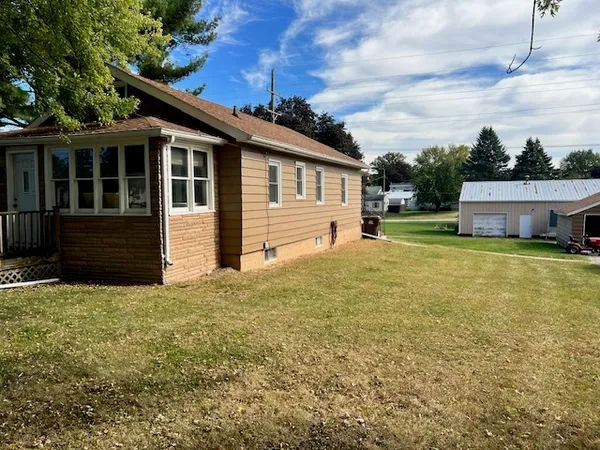 $85,000 | 913 South 15th Avenue, Freeport, IL 61032