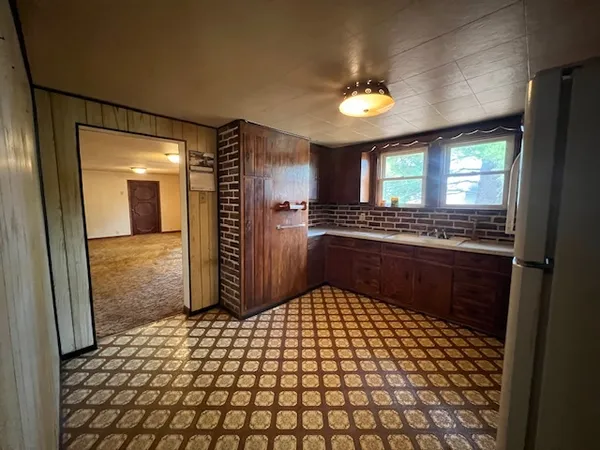 $85,000 | 913 South 15th Avenue, Freeport, IL 61032