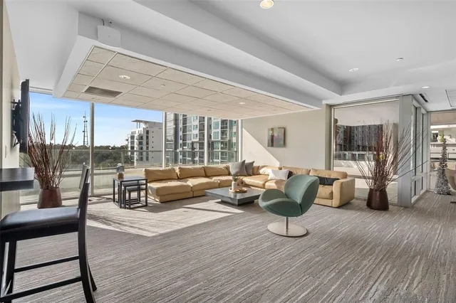 $529,900 | 101 South Eola Drive, Unit 1209, Orlando, FL 32801