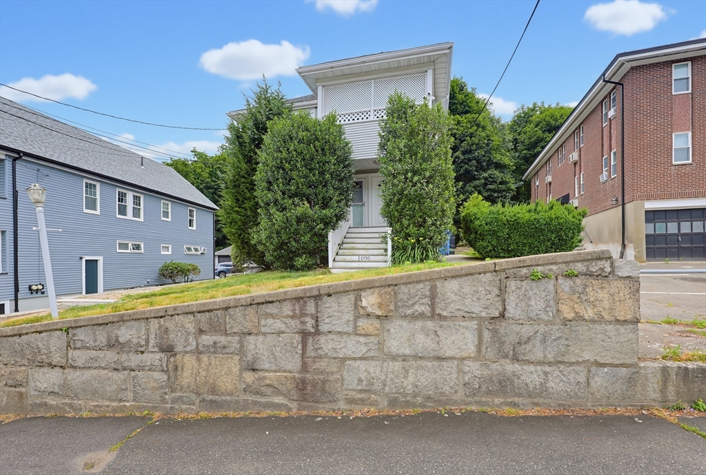 1096 Main Street, Unit 3 Waltham, MA 02453 - Photo 30 of 30