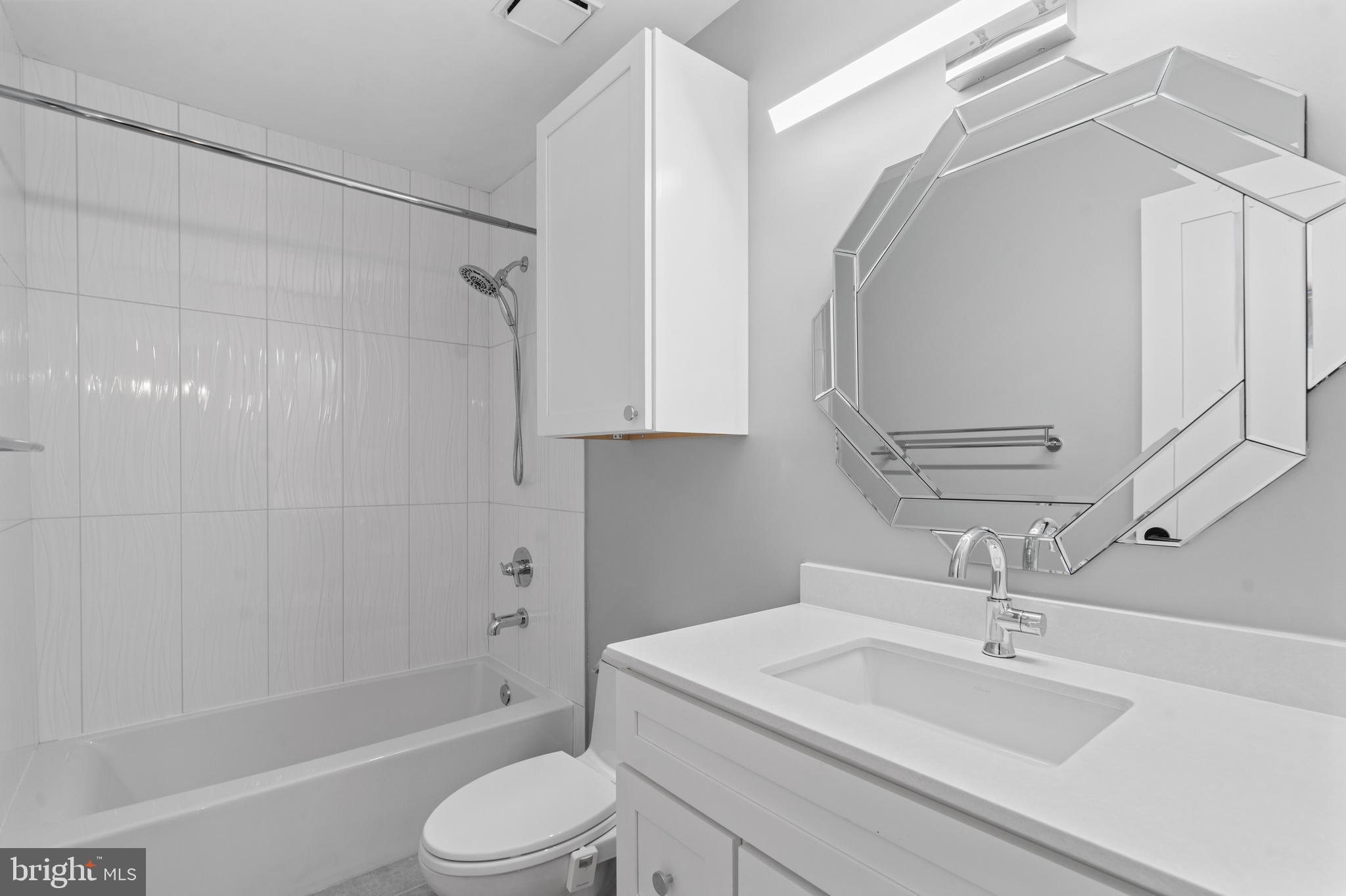1664 Oak Spring Way Reston, VA 20190 - Photo 24 of 72 Gallery Image 24