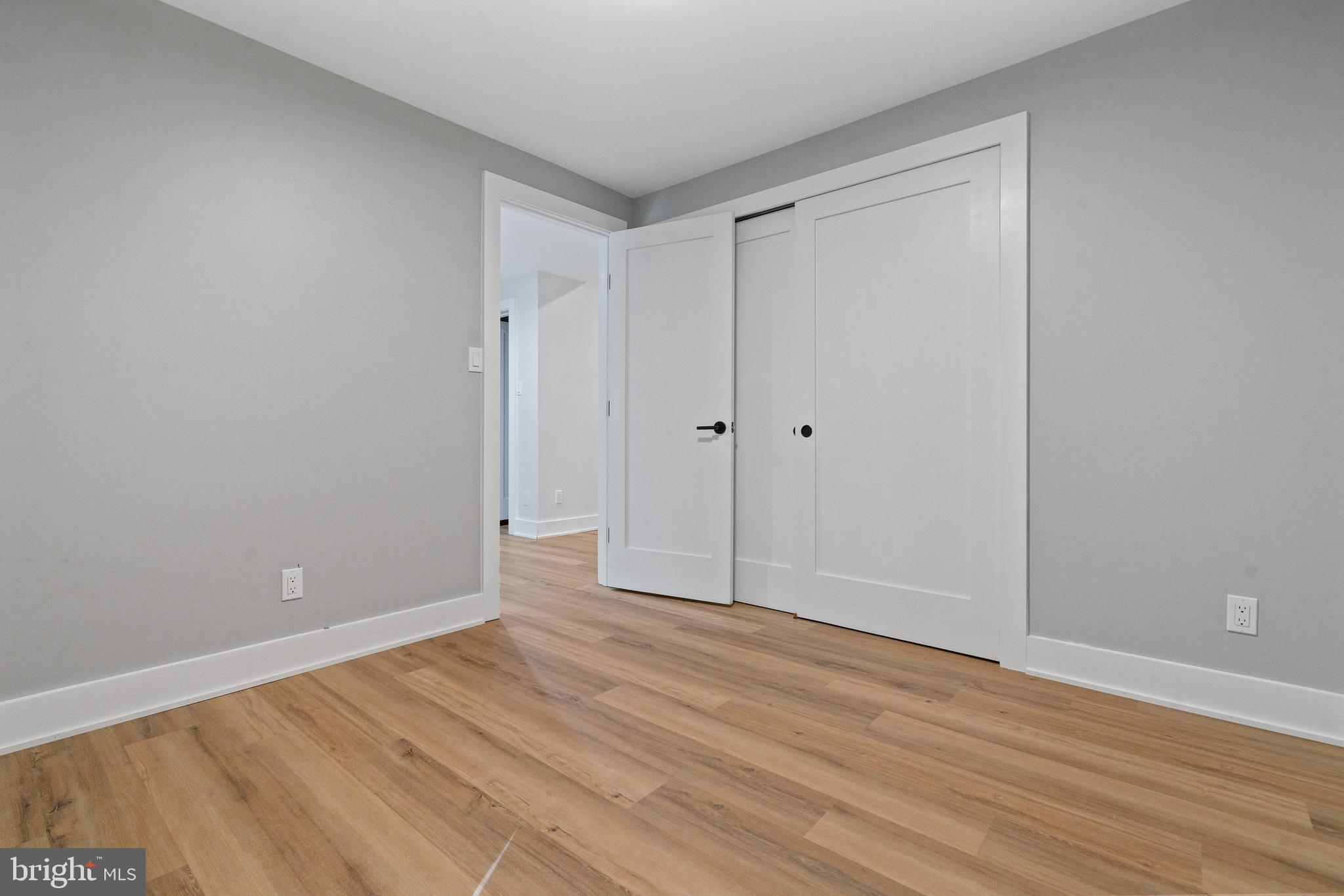 1664 Oak Spring Way Reston, VA 20190 - Photo 33 of 72 Gallery Image 33