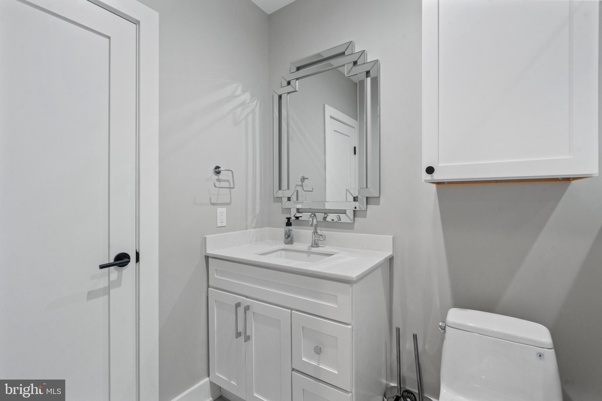 1664 Oak Spring Way Reston, VA 20190 - Photo 34 of 72 Gallery Image 34