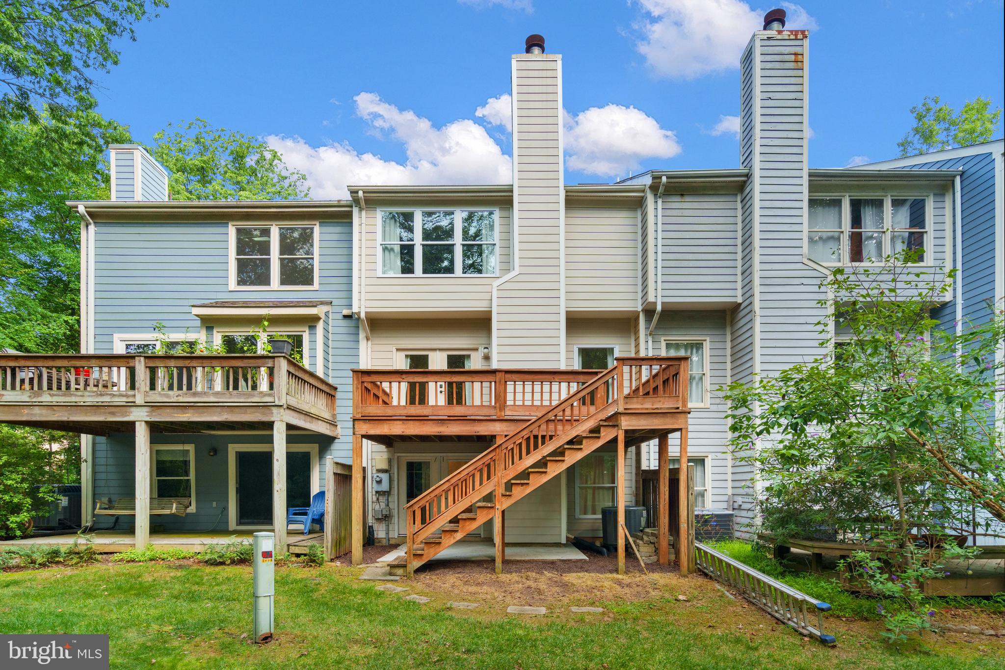 1664 Oak Spring Way Reston, VA 20190 - Photo 38 of 72 Gallery Image 38