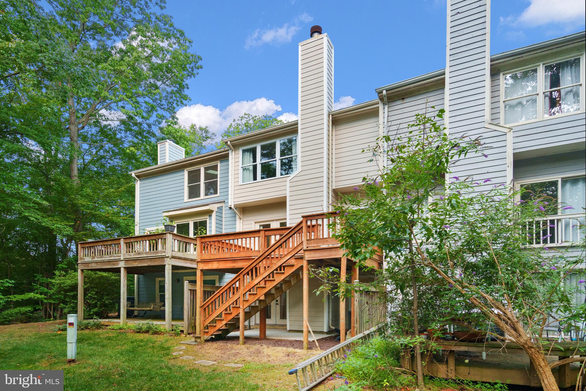 1664 Oak Spring Way Reston, VA 20190 - Photo 39 of 72 Gallery Image 39
