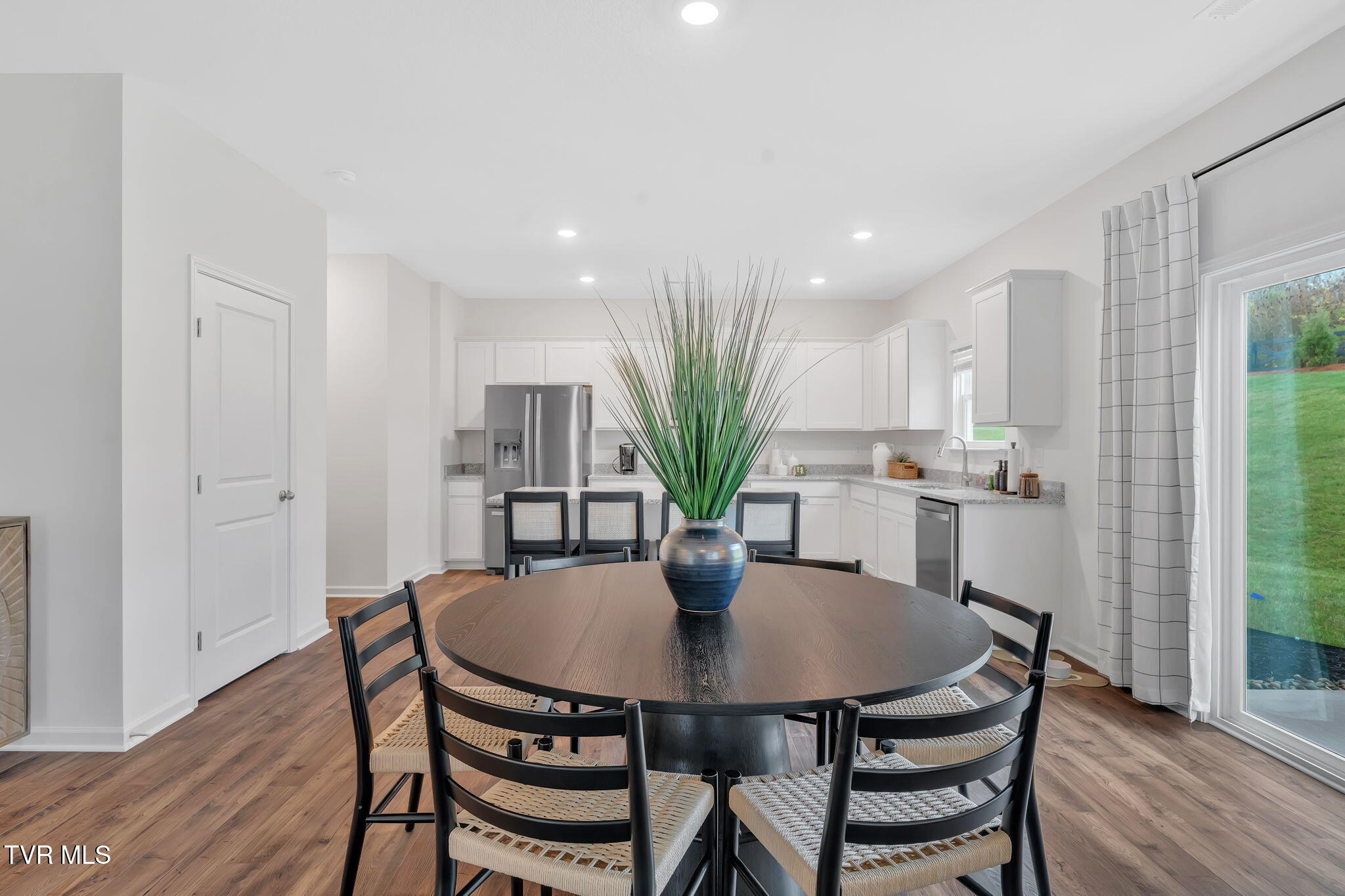 313 Cookie Loop Johnson City, TN 37615 - Photo 16 of 39 25-web-or-mls-DSC00748