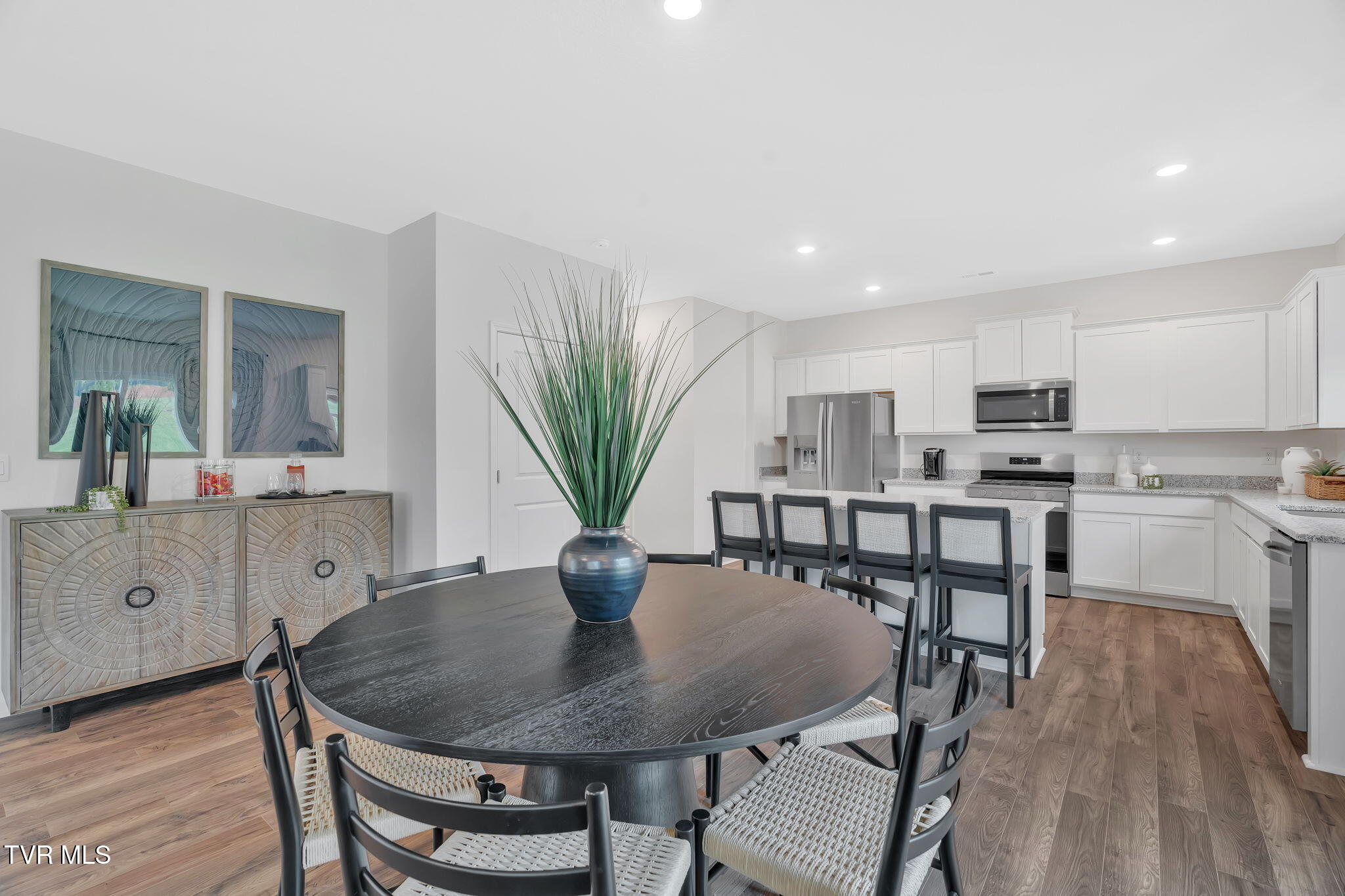 313 Cookie Loop Johnson City, TN 37615 - Photo 18 of 39 27-web-or-mls-DSC00754