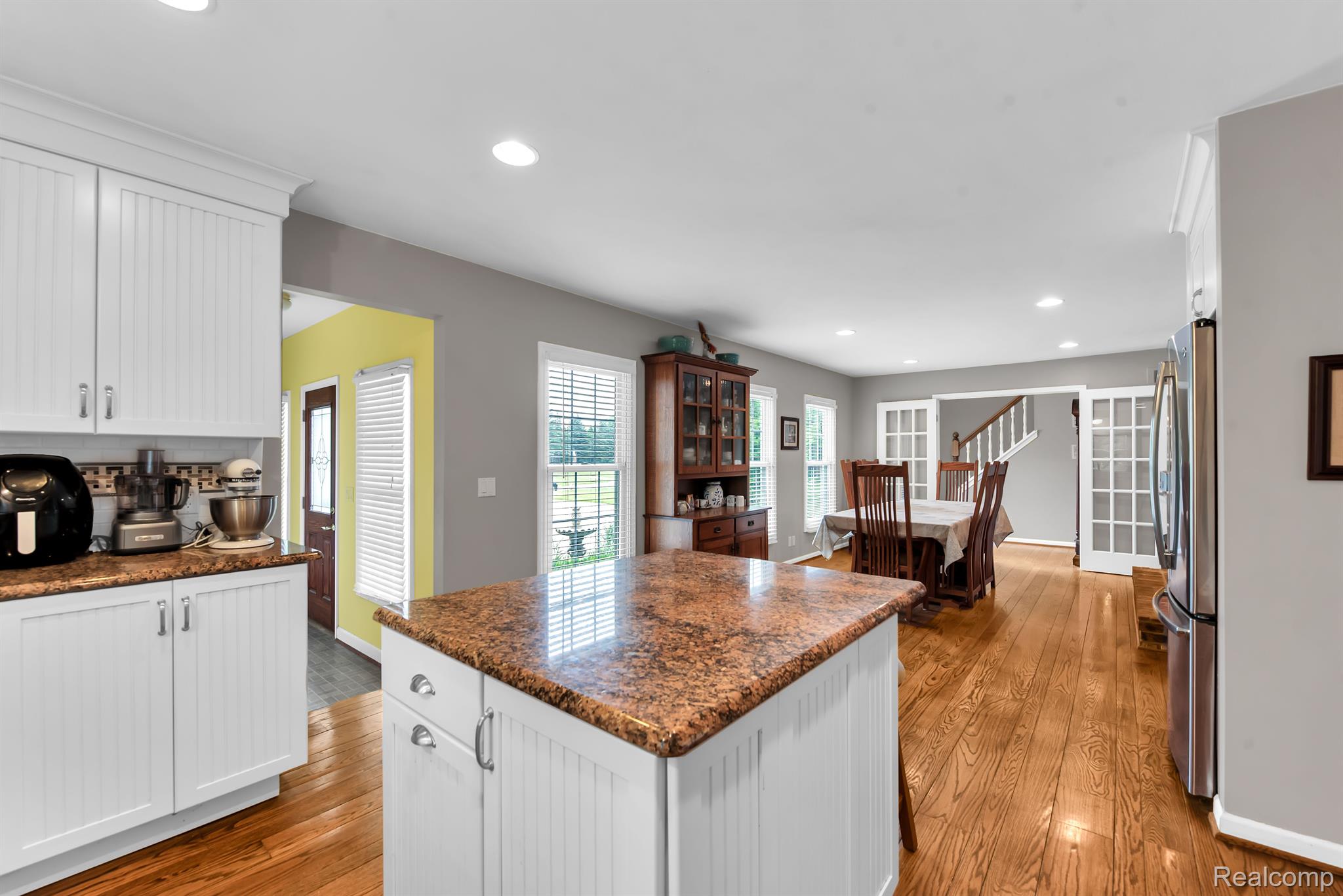 3292 Landview Drive Rochester, MI 48306 - Photo 20 of 37