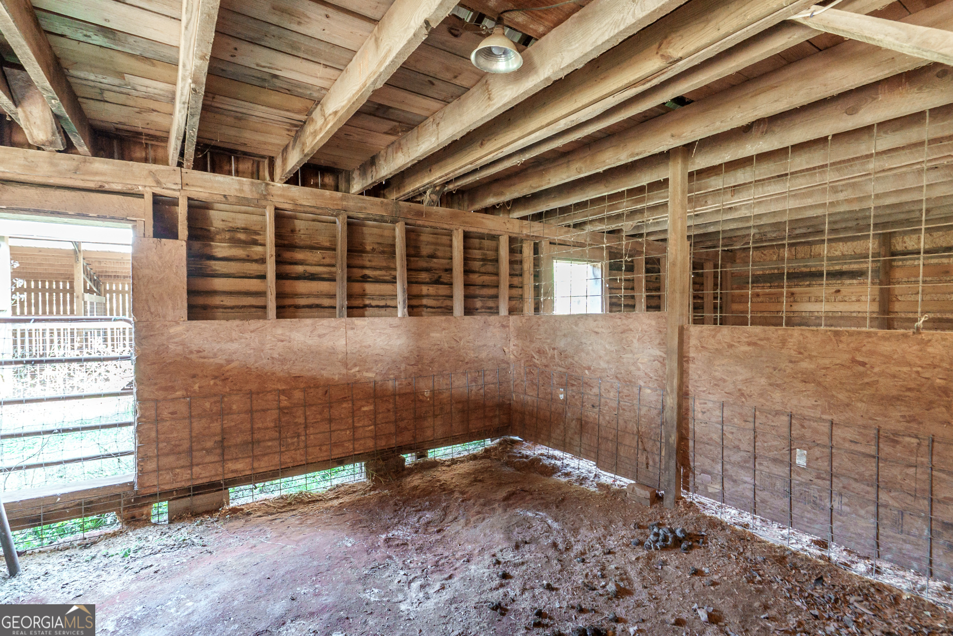 1121 Prospect Road, Unit A Madison, GA 30650 - Photo 7 of 34 a view of a backyard of the house