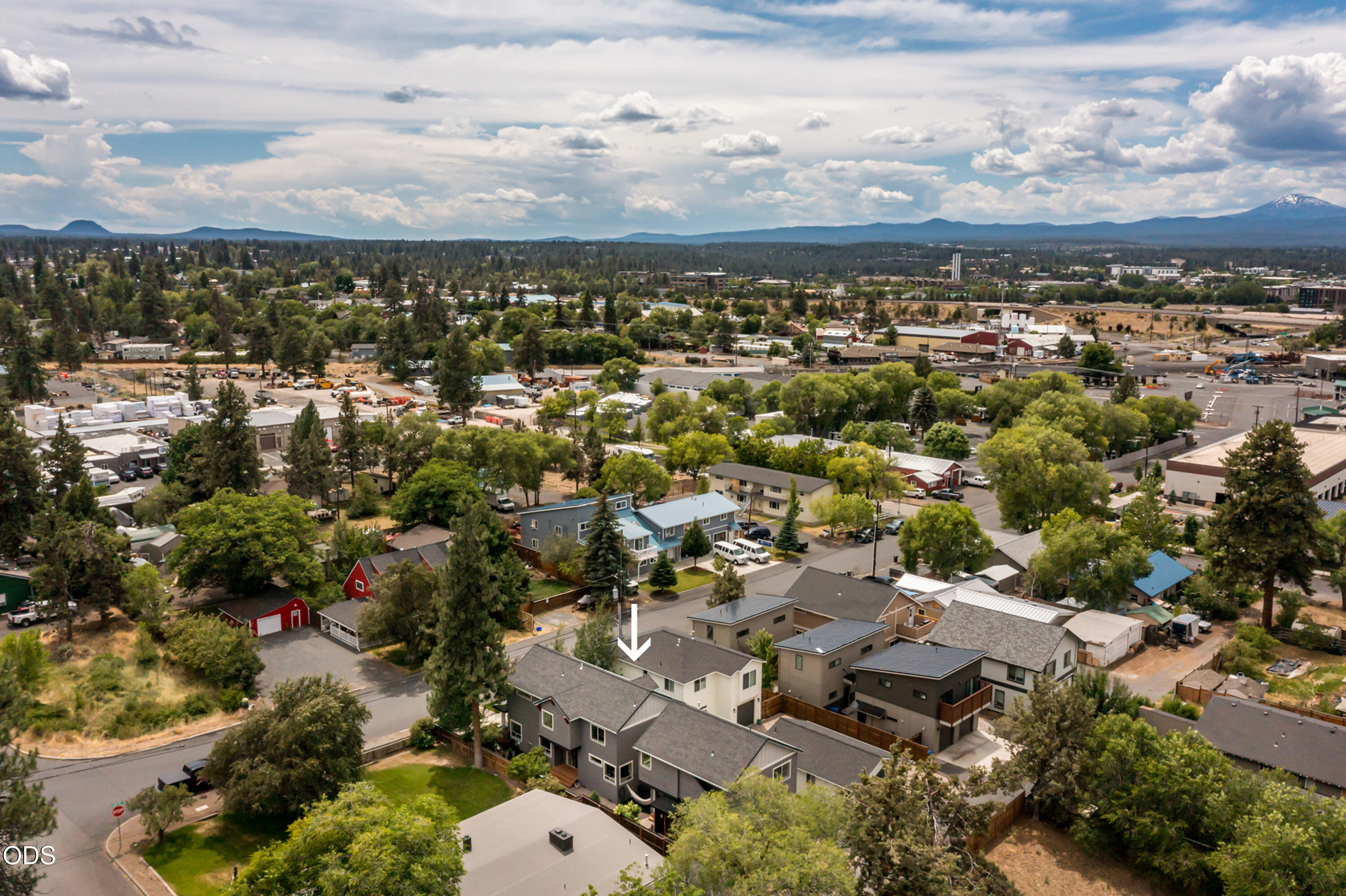 454 Northeast Burnside Avenue Bend, OR 97701 - Photo 6 of 62