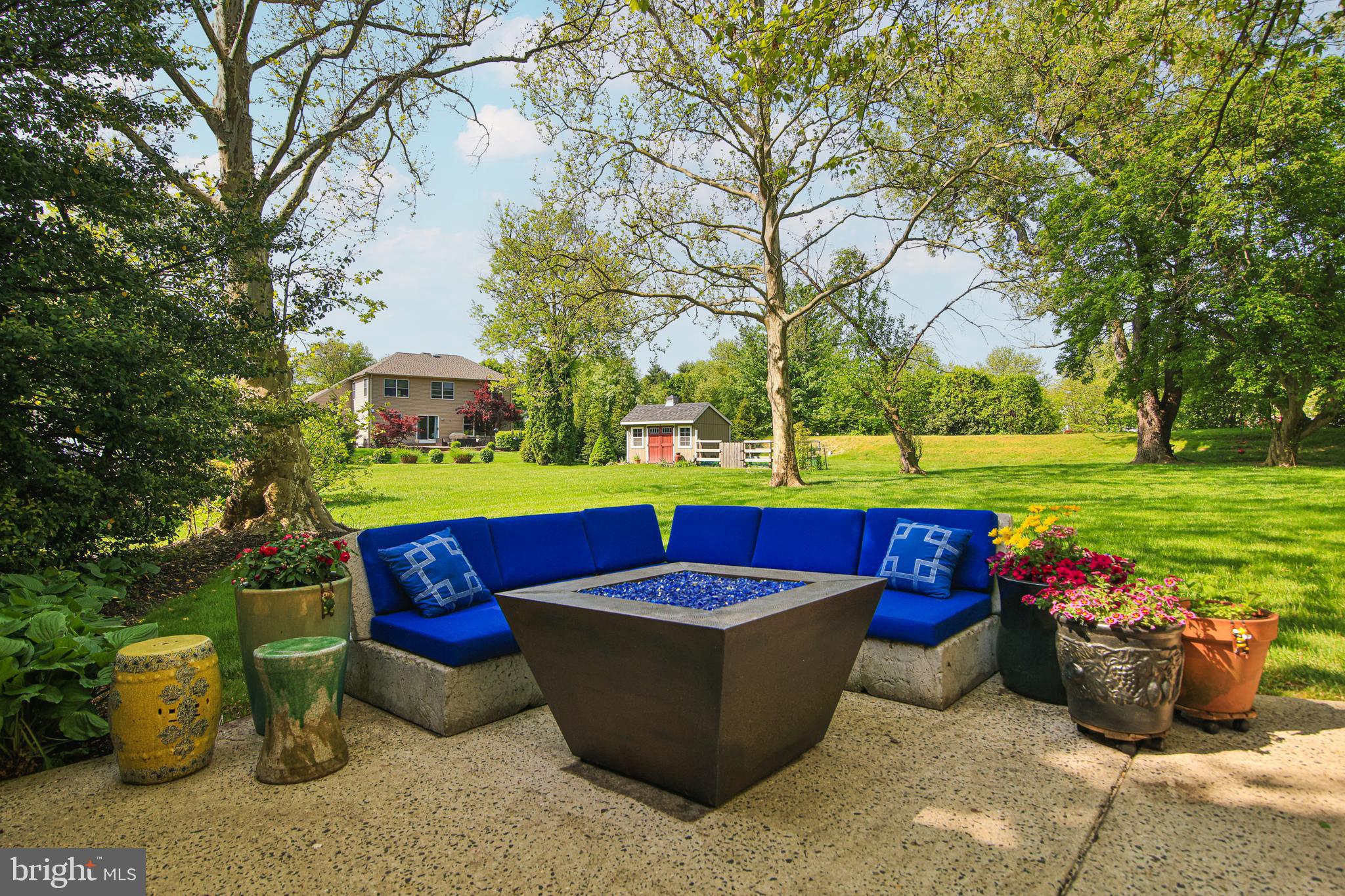 621 Kings Road Yardley, PA 19067 - Photo 29 of 33 rear patio