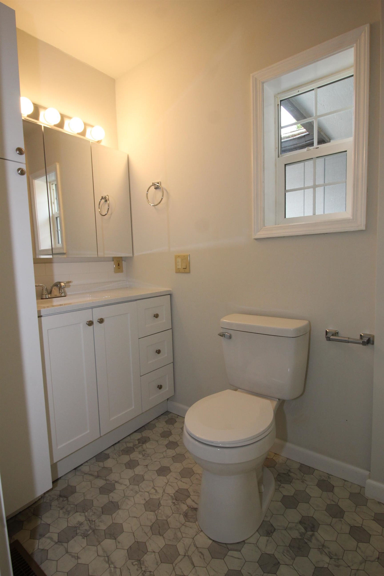 608 South Ray Street Spokane, WA 99202 - Photo 3 of 22 Gallery Image 3