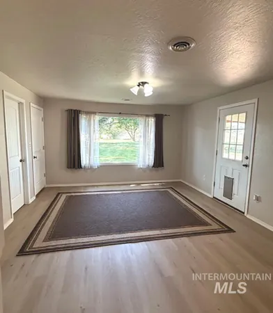 $595,000 | 1920 Sand Hollow Road, Caldwell, ID 83607