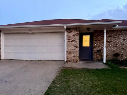 $285,000 | 422 Jellison Boulevard, Duncanville, TX 75116