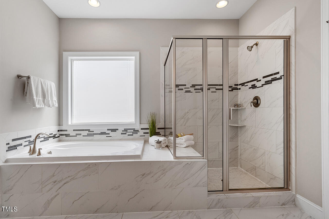7705 Stonehenge Farm Lane Raleigh, NC 27613 - Photo 28 of 39 7705 Stonehenge Farm Lane_31