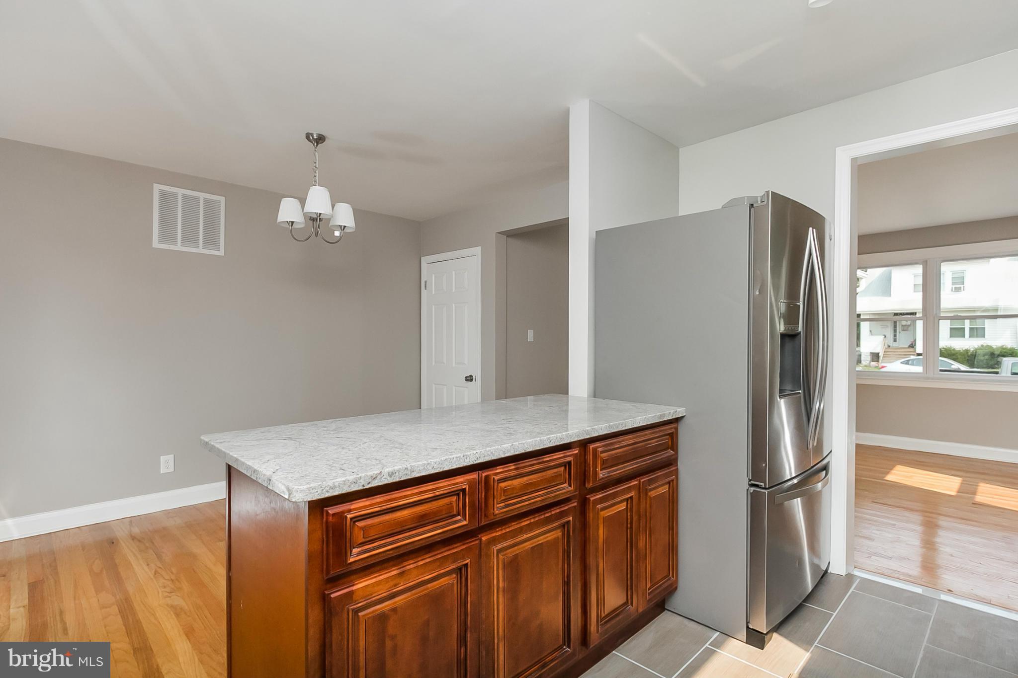 3303 Shelburne Road Baltimore, MD 21208 - Photo 13 of 30 Interior (General)