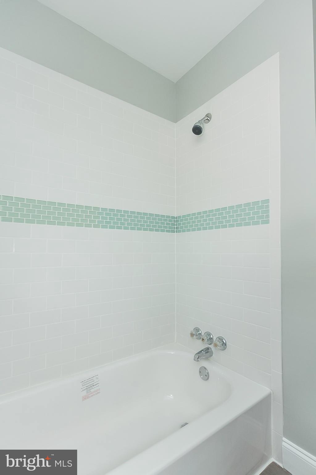 3303 Shelburne Road Baltimore, MD 21208 - Photo 18 of 30 Bath