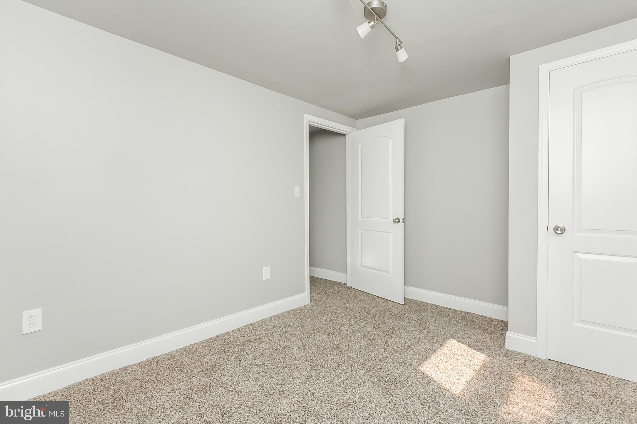 3303 Shelburne Road Baltimore, MD 21208 - Photo 21 of 30 Interior (General)