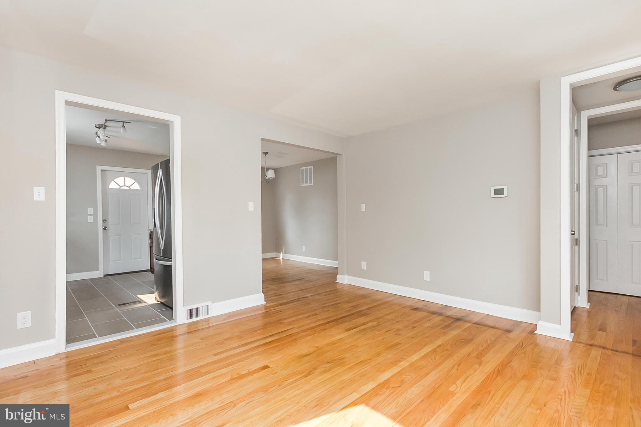3303 Shelburne Road Baltimore, MD 21208 - Photo 7 of 30 Interior (General)