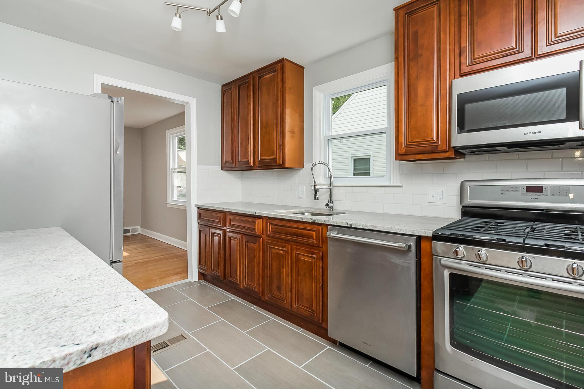 3303 Shelburne Road Baltimore, MD 21208 - Photo 10 of 30 Interior (General)