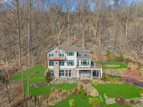 $1,495,000 | 914 Rte 9W, Nyack, NY 10960