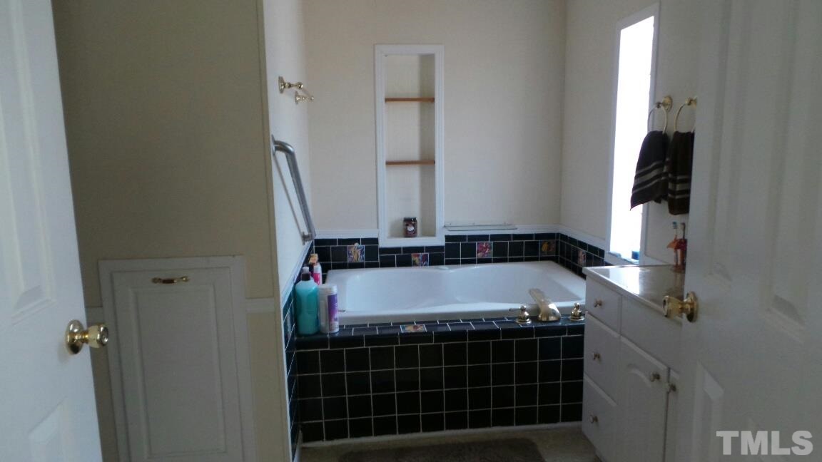 3185 Mack Brummitt Road Kittrell, NC 27544 - Photo 21 of 25 Gallery Image 21